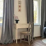 Grosses Loft In Direkt An Der U79, Naehe Hauptbahnhof Apartment