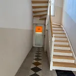 Grosses Loft In Direkt An Der U79, Naehe Hauptbahnhof *