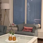 Grosses Loft In Direkt An Der U79, Naehe Hauptbahnhof Duisburg