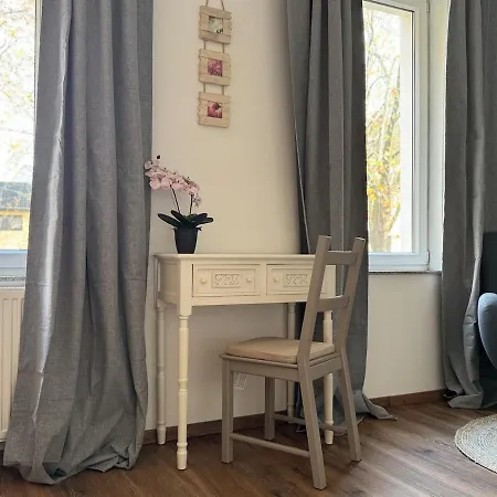 Grosses Loft In Direkt An Der U79, Naehe Hauptbahnhof Apartment