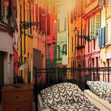 Grosses Loft In Direkt An Der U79, Naehe Hauptbahnhof Apartman