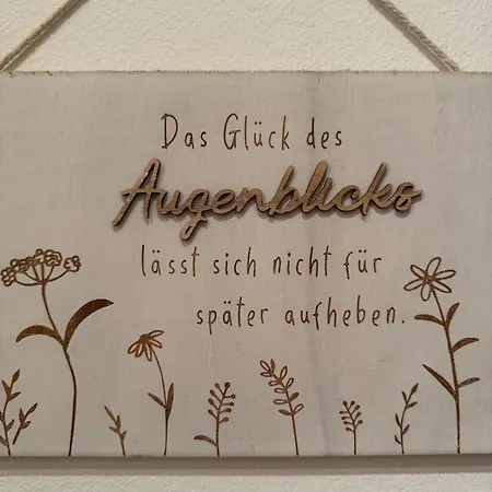 Grosses Loft In Direkt An Der U79, Naehe Hauptbahnhof Apartment Duisburg