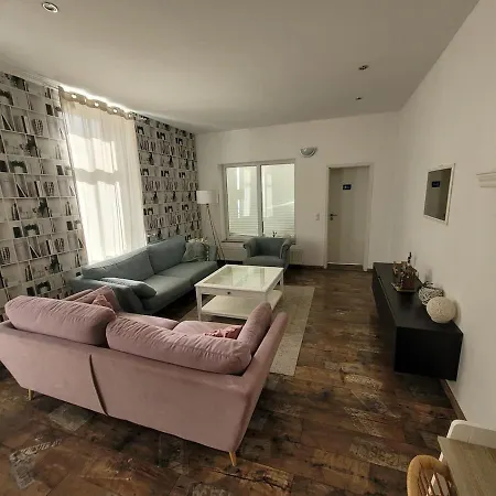 Großes Loft In Direkt An Der U79, Nähe Hauptbahnhof *