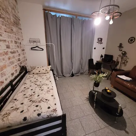 Grosses Loft In Direkt An Der U79, Naehe Hauptbahnhof Apartment