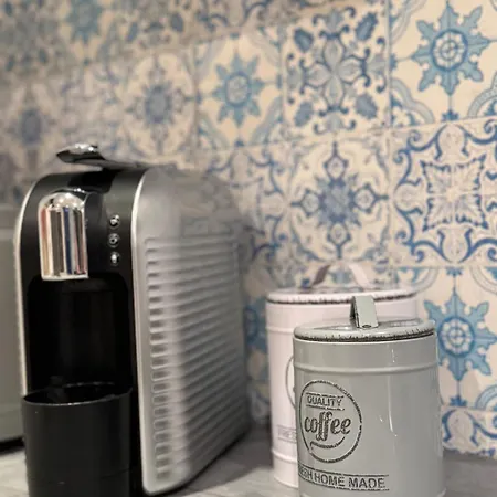 Grosses Loft In Direkt An Der U79, Naehe Hauptbahnhof *