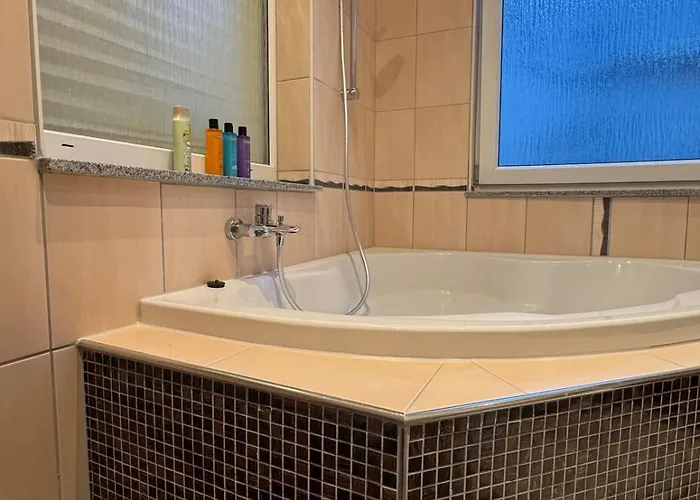 Grosses Loft In Direkt An Der U79, Naehe Hauptbahnhof *