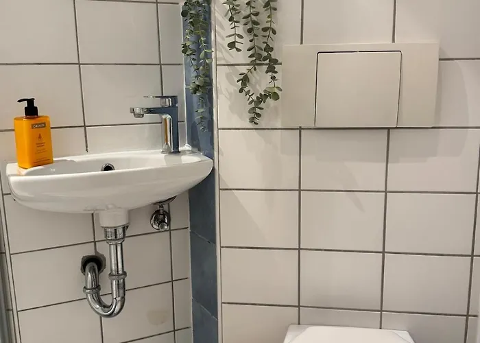 Grosses Loft In Direkt An Der U79, Naehe Hauptbahnhof *