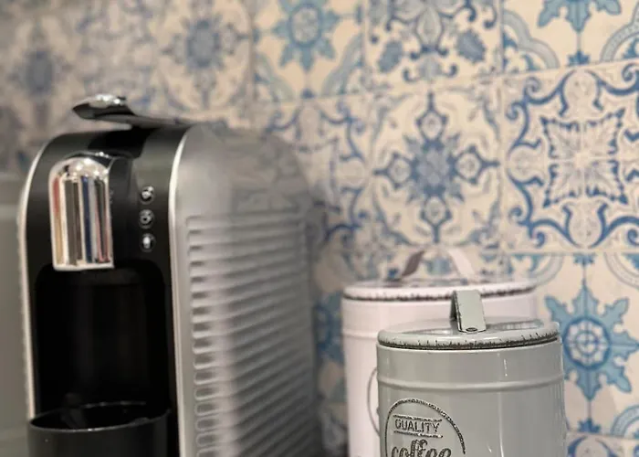 Grosses Loft In Direkt An Der U79, Naehe Hauptbahnhof *