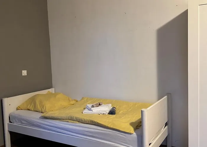 Apartman Grosses Loft In Direkt An Der U79, Naehe Hauptbahnhof Duisburg