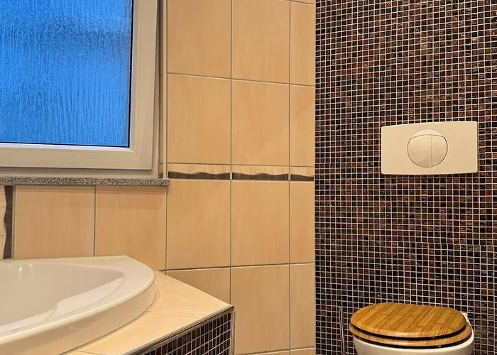 Grosses Loft In Direkt An Der U79, Naehe Hauptbahnhof *