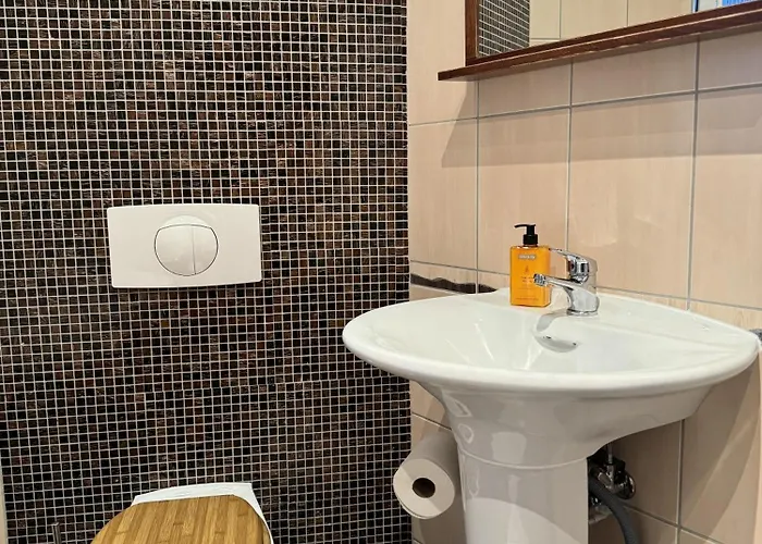 Apartman Grosses Loft In Direkt An Der U79, Naehe Hauptbahnhof